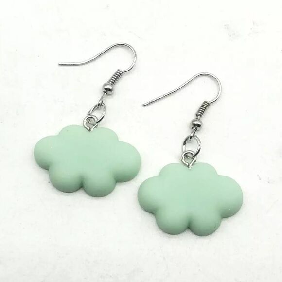 🆕Green Cloud Charm Dangle Earrings - Picture 2 of 4
